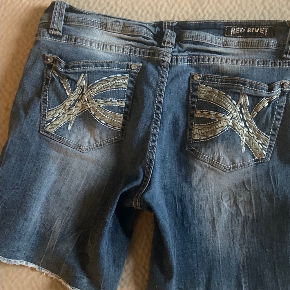 Red Rivet Shorts - Picture 2 of 2